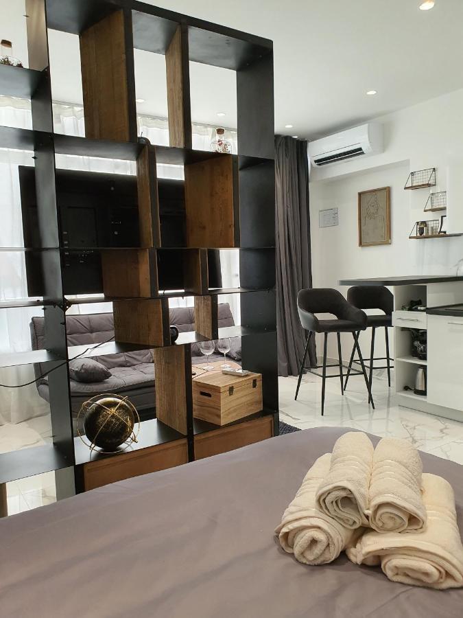 Apartmani Lavin Malinska Kültér fotó