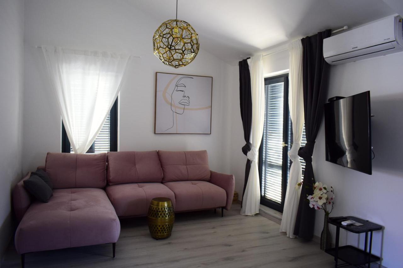 Apartmani Lavin Malinska Kültér fotó
