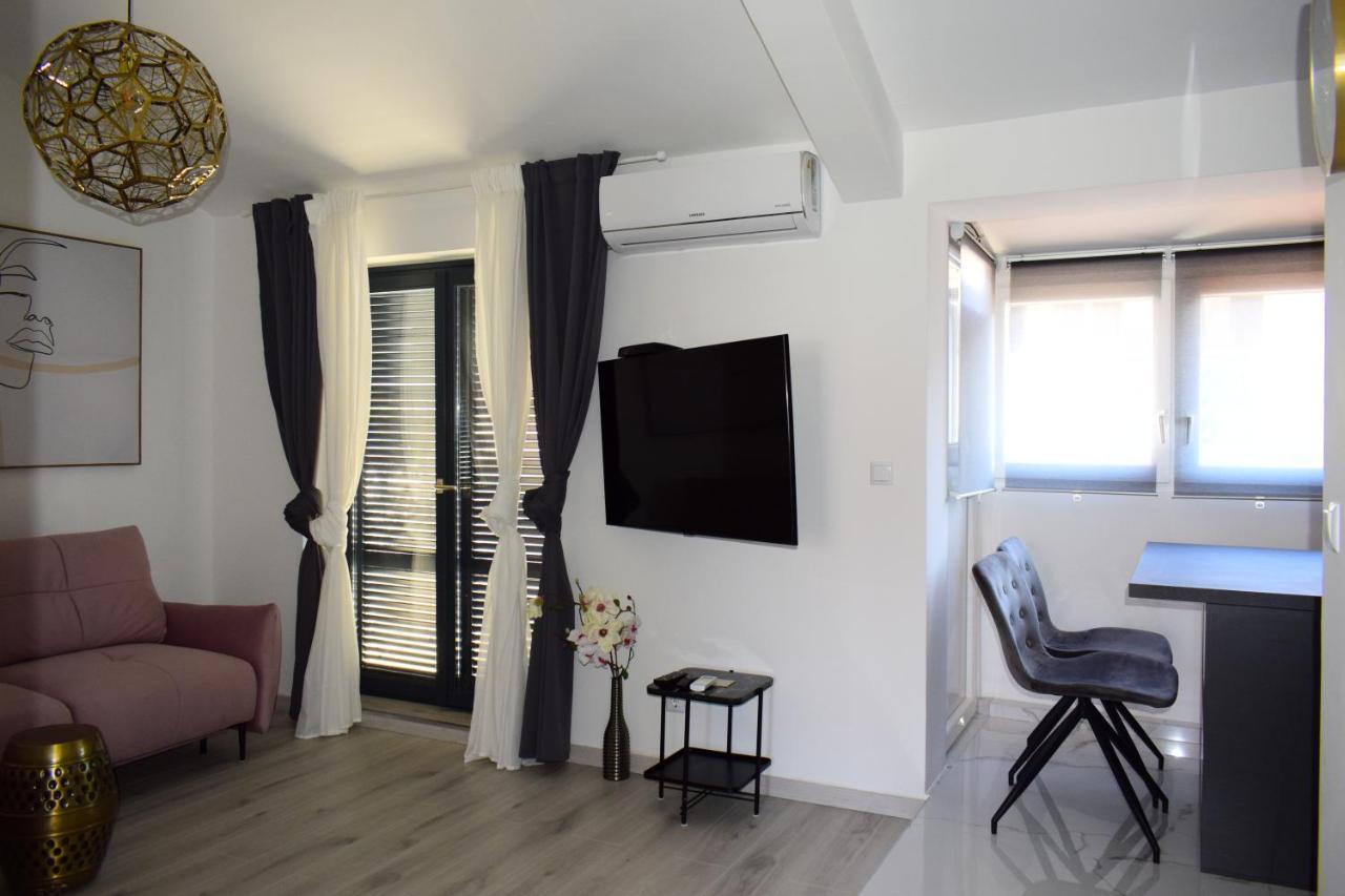 Apartmani Lavin Malinska Kültér fotó